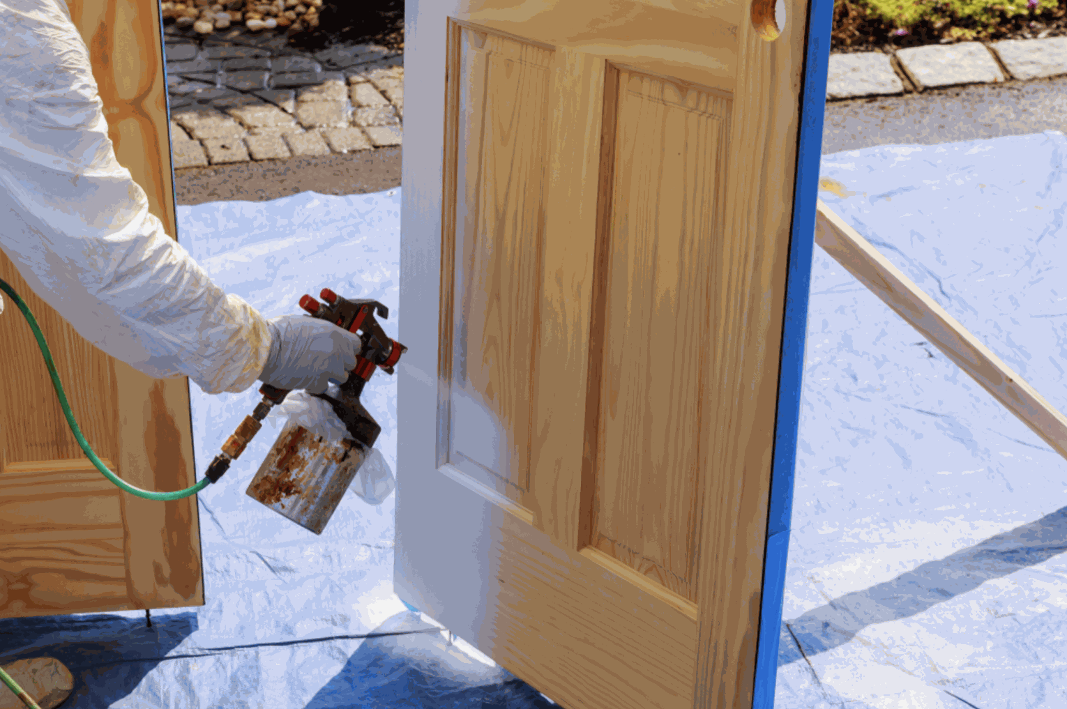 Dịch vụ sơn PU gỗ TPHCM