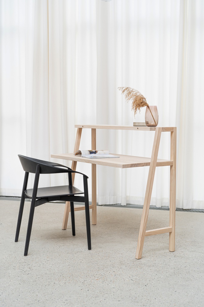 ban-lam-viec-go-tan-bi-cao-85-ngang-102-rong-52-cm-15332