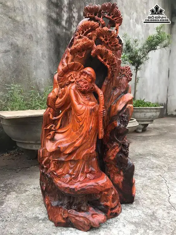 Đạt Ma Sư Tổ đứng gốc Tùng gỗ Trắc đỏ đen Đạt Ma Sư Tổ đứng gốc Tùng gỗ Trắc đỏ đen