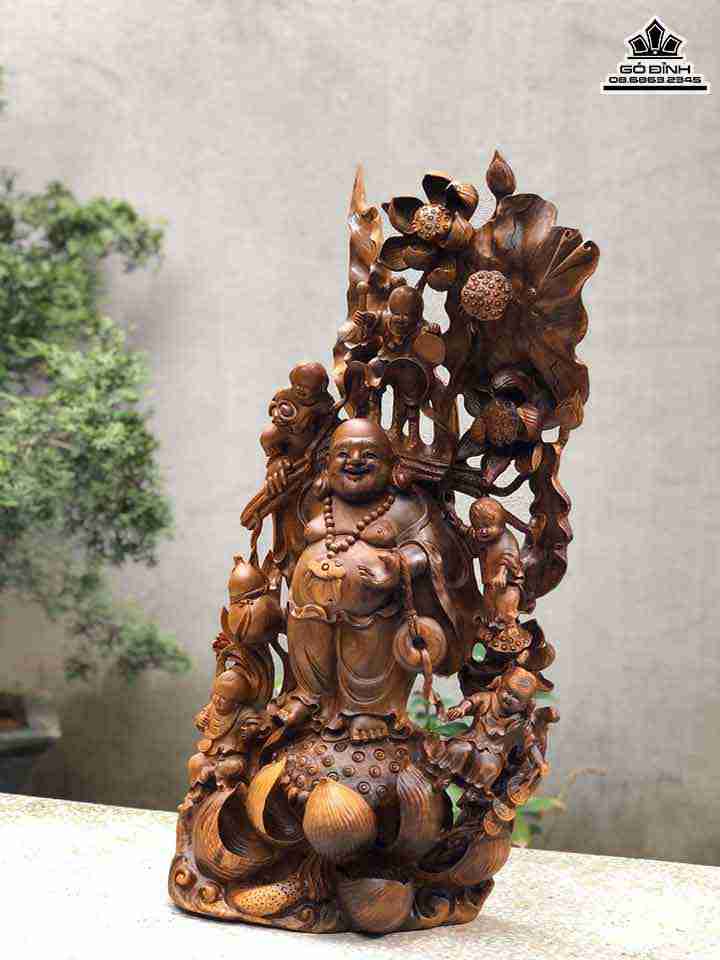 Tuong-Phat-Di-Lac-La-Sen-Go-Dep