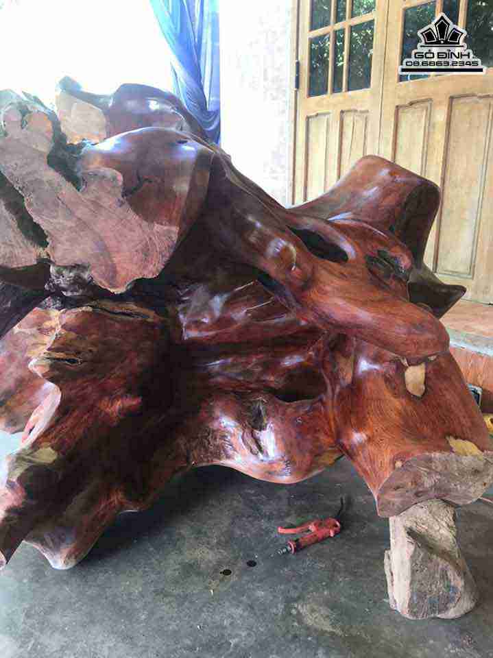 Bo-Ban-Ghe-Goc-Cay-Go-Huong-Gia-Lai-Gom-1-Ban-6-Don