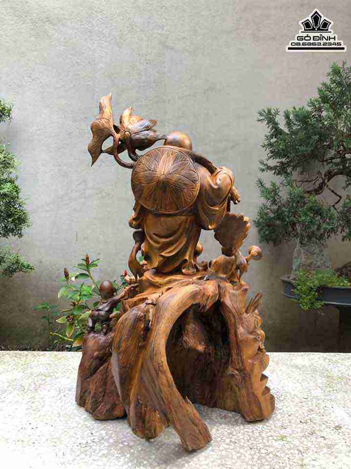 Tuong-Phat-Di-Lac-Ngu-Phuc-Go-Bach-Xanh