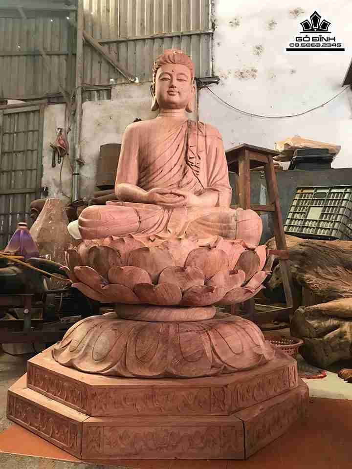 Tuong-Phat-Bon-Su-Thich-Ca-Mau-Ni-Go-Dep