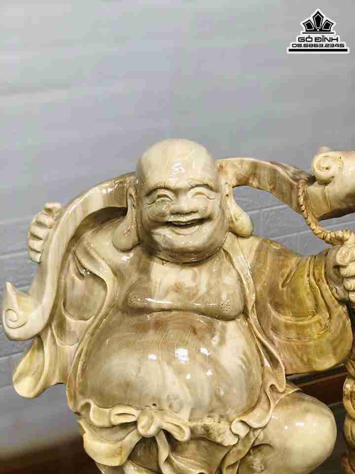 Tuong-Phat-Di-Lac-Dung-Bao-Tien-Go-Nu-Nghien-2