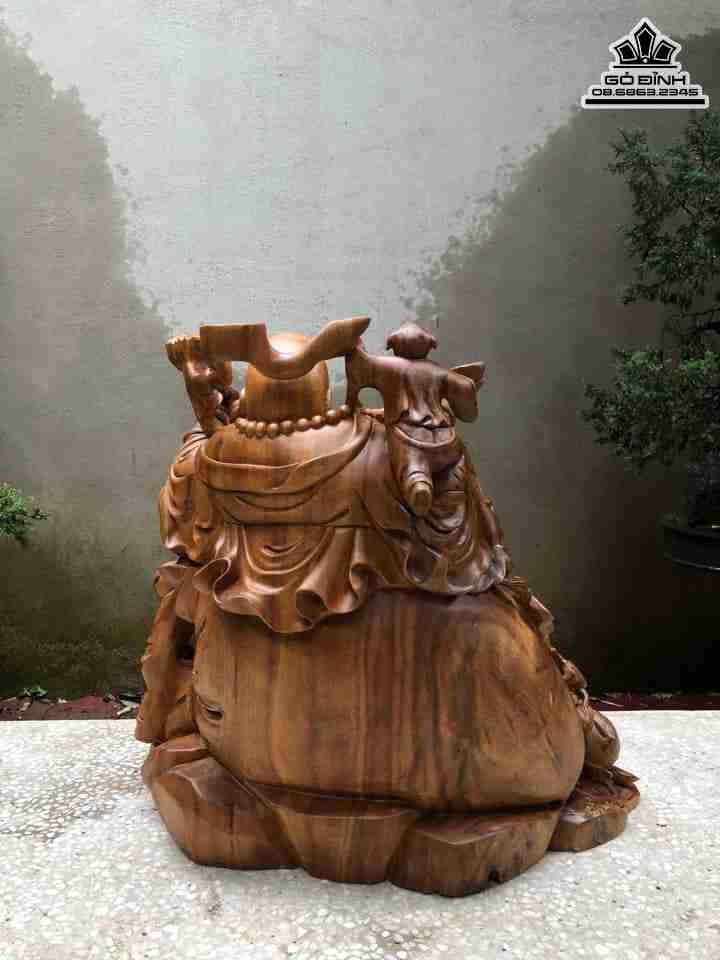 Tuong-Phat-Di-Lac-Tam-Phuc-Go-Xa-Xi-Gu-Huong-3