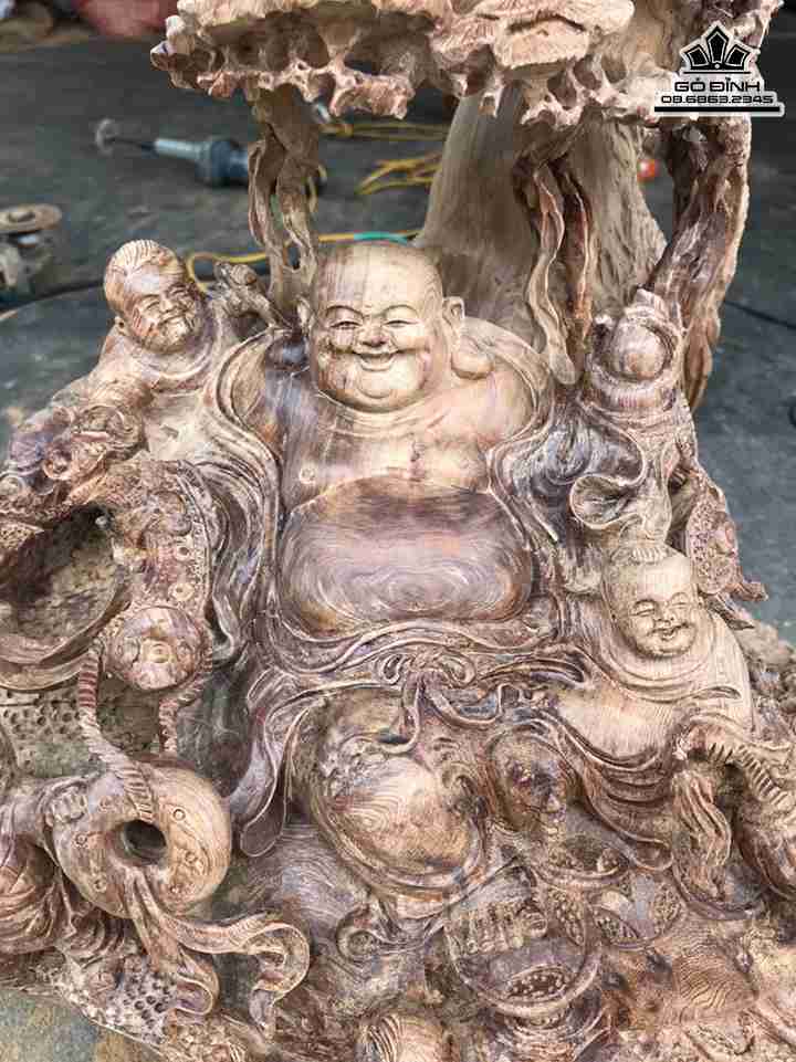 Tuong-Di-lac-Ngoi-Goc-Tung-Go-Ngoc-Am-1