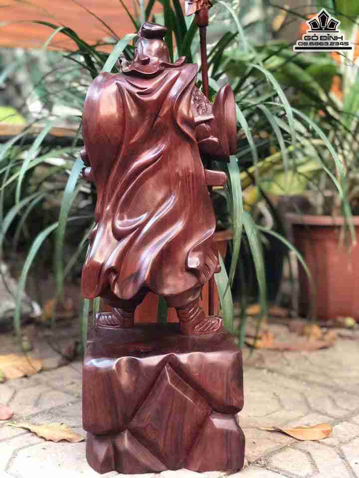 Tuong-Quan-Cong-Go-Cam-Lai-Viet-Duc-Tay-2