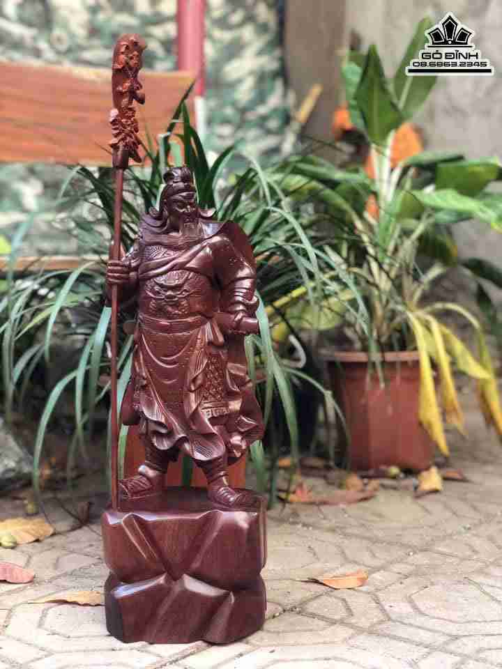 Tuong-Quan-Cong-Go-Cam-Lai-Viet-Duc-Tay-3