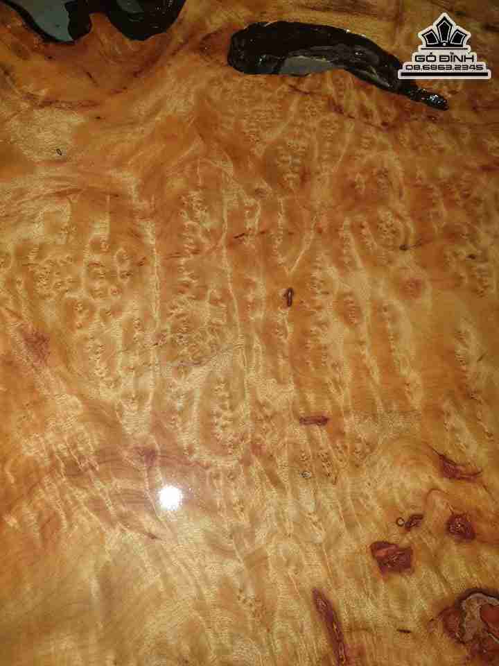 Mat-Ban-Tra-Nguyen-Khoi-Go-Nu-Gu-Huong