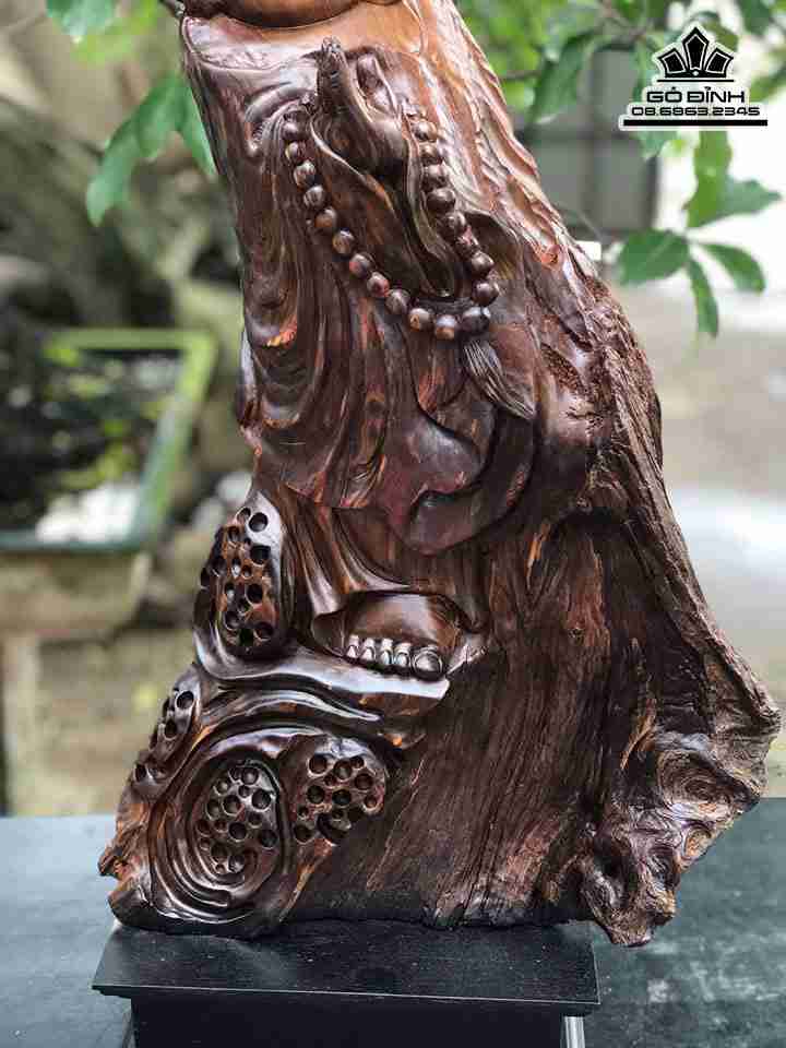 Tuong-Phat-Di-Lac-Go-Dep