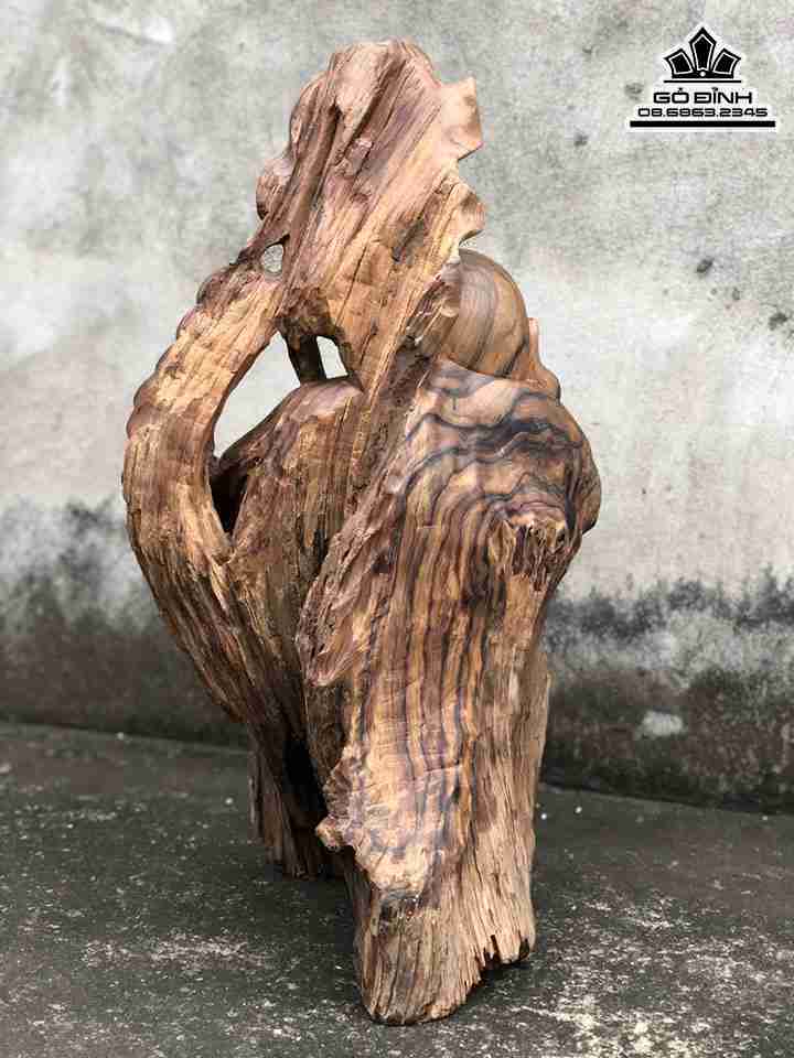 Tuong-Phat-Di-Lac-La-Sen-Go-Bach-Xanh