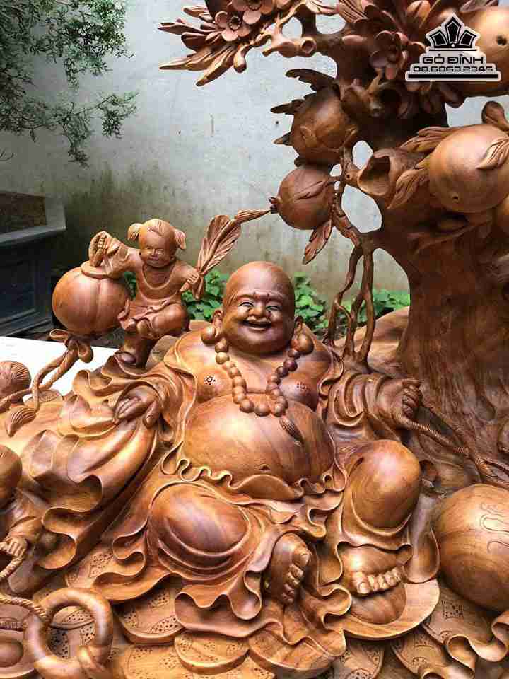 Tuong-Phat-Di-Lac-Ngoi-Goc-Dao-Go-Xa-Xi