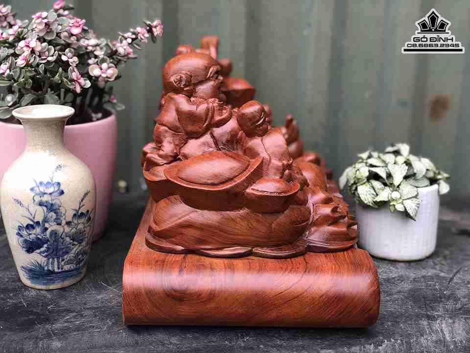 Tuong-Phat-Di-Lac-Ngu-Phuc-Go-Huong-1