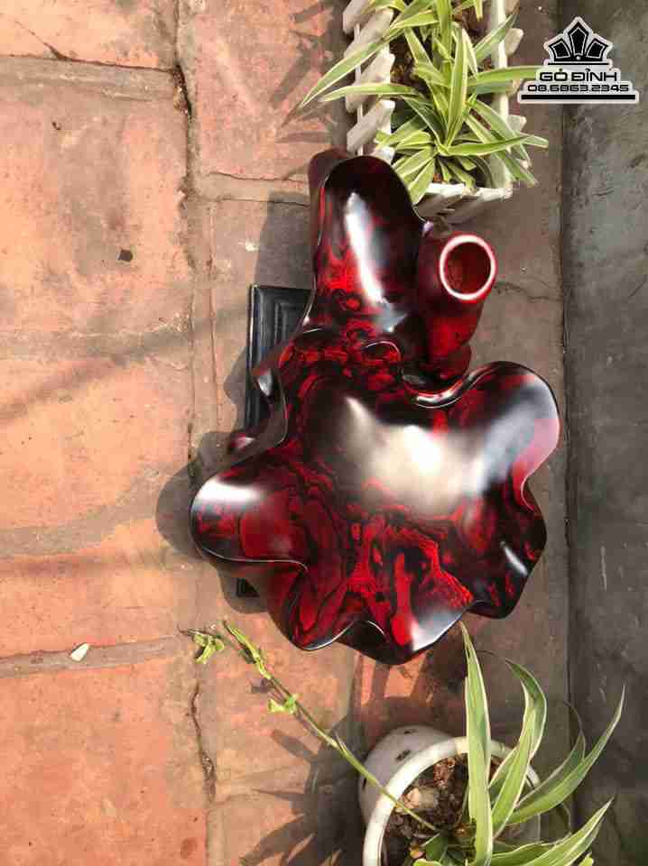 Khay-Tra-La-Sen-Go-Trac