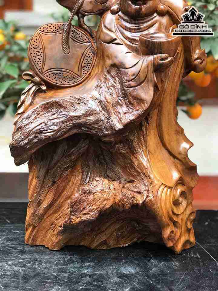 Tuong-Phat-Di-Lac-Go