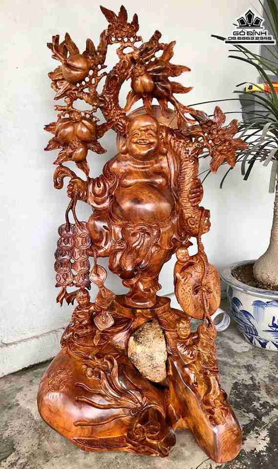 Tuong-Phat-Di-Lac-Vac-Canh-Dao-Go