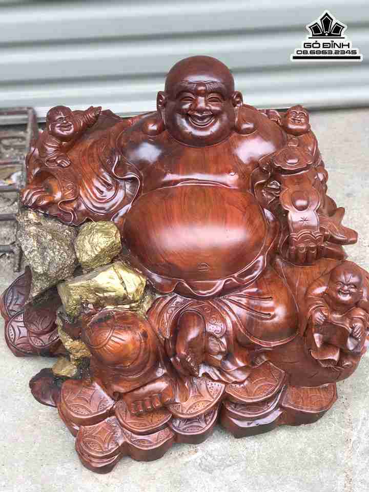 Tuong-Phat-Di-Lac-Tam-Phuc-Om-Da-Go-Huong