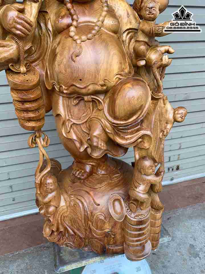 Tuong-Phat-Di-Lac-Vac-Canh-Dao-Go-Huong