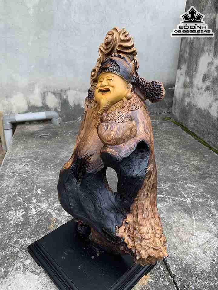 Tuong-Than-Tai-Go-Bach-Xanh