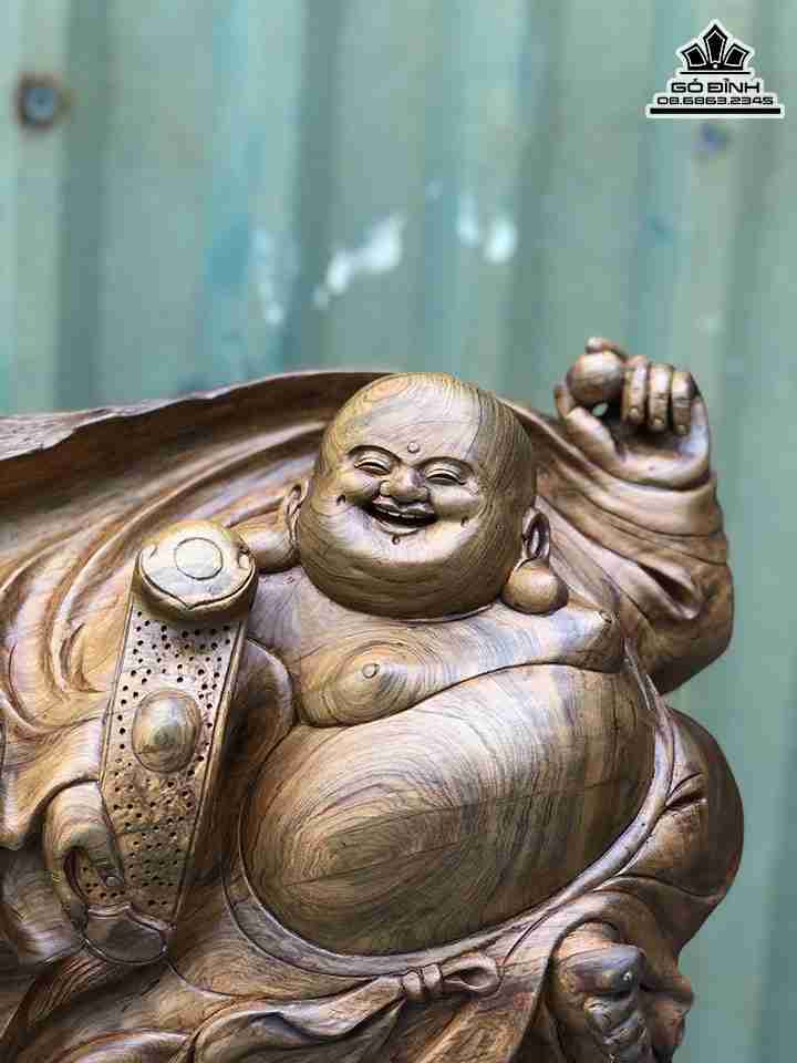 Tuong-Phat-Di-Lac-Go-Bach-Xanh