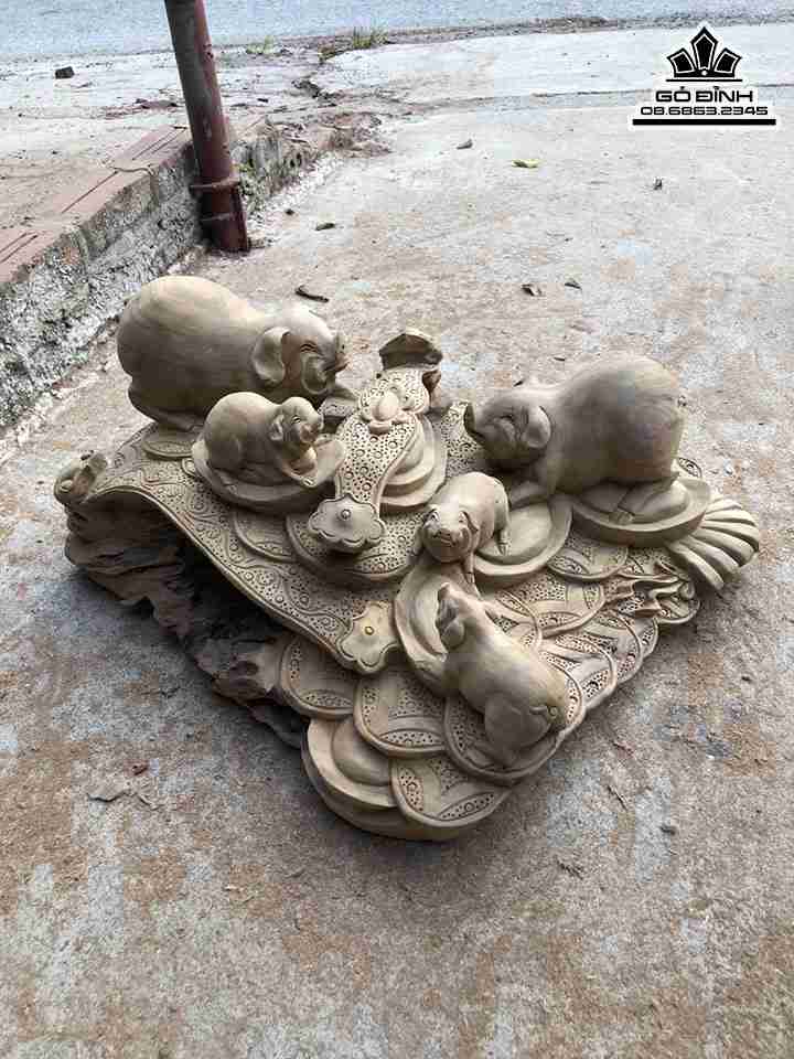 Tuong-Gia-Dinh-Heo-Go-Xa-Xi-Gu-Huong