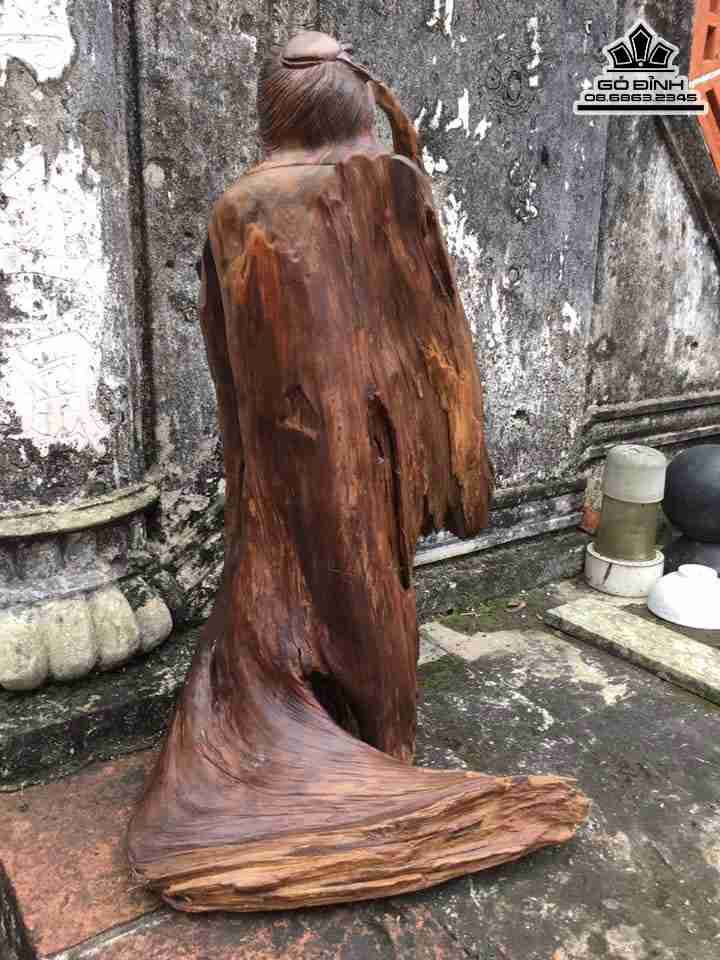 Tuong-Than-Tra-Luc-Vu-Go-Bach-Xanh