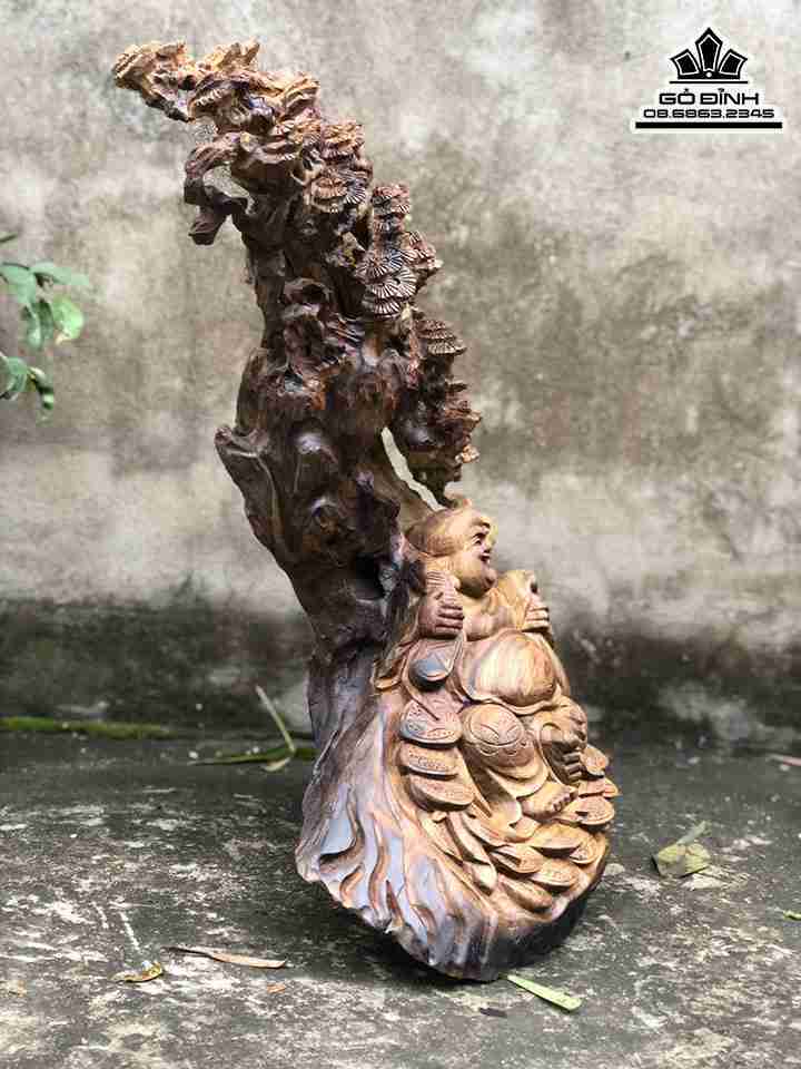 Tuong-Phat-Di-Lac-Ngoi-Goc-Tung-Go-My-Nghe