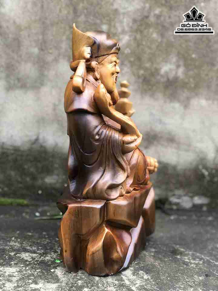 Tuong-Than-Tai-Go-Bach-Xanh