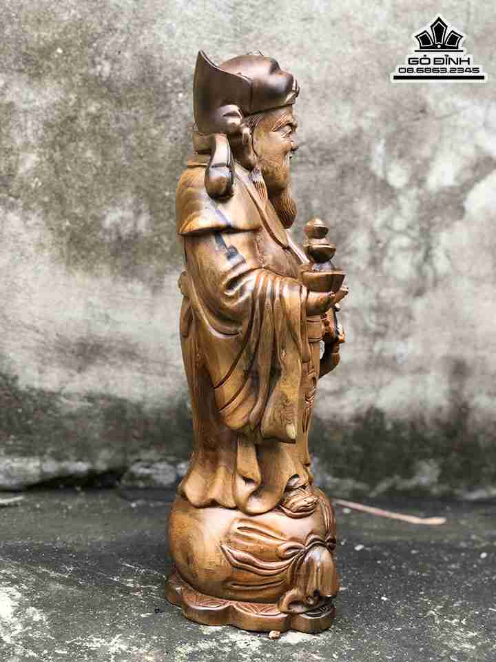 Tuong-Than-Tai-Go-Bach-Xanh