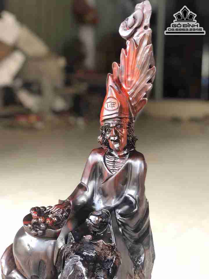 Tuong-Te-Cong-Go-Trac