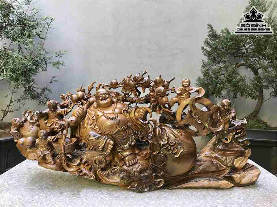 Tuong-Phat-Di-Lac-Ngu-Phuc-Go-Bach-Xanh