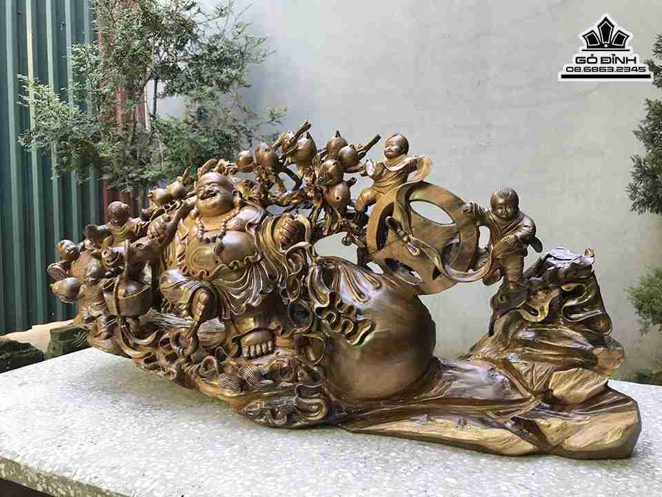 Tuong-Phat-Di-Lac-Ngu-Phuc-Go-Bach-Xanh