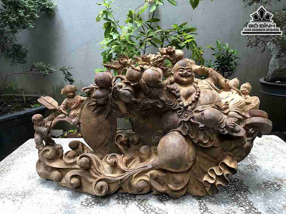 Tuong-Phat-Di-Lac-Vac-Canh-Dao-Go-Ngoc-Am-1