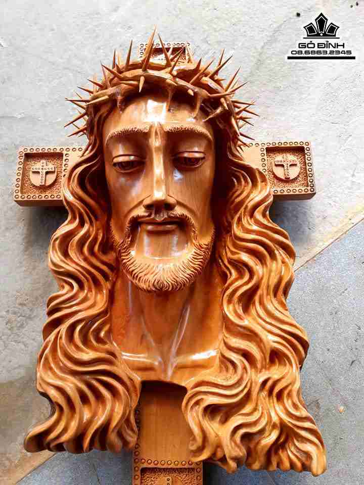 Tuong-Chan-Dung-Chua-Go-Dep