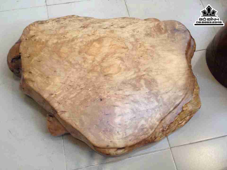 Mat-Ban-Tra-Nguyen-Khoi-Go