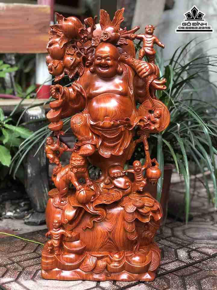 Tuong-Phat-Di-Lac-Dung-Nghe-Go-Huong-Viet