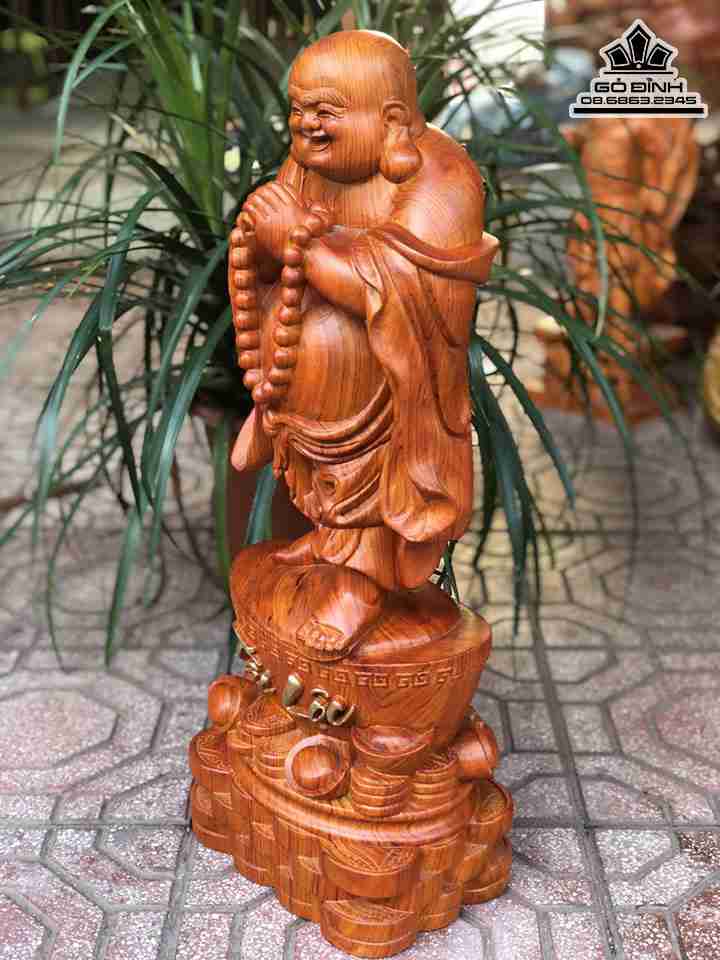 Tuong-Phat-Di-Lac-Chuc-Phuc-Go-Huong-Viet-4