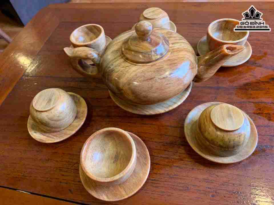 Bo-Am-Chen-Go-Huyet-Long