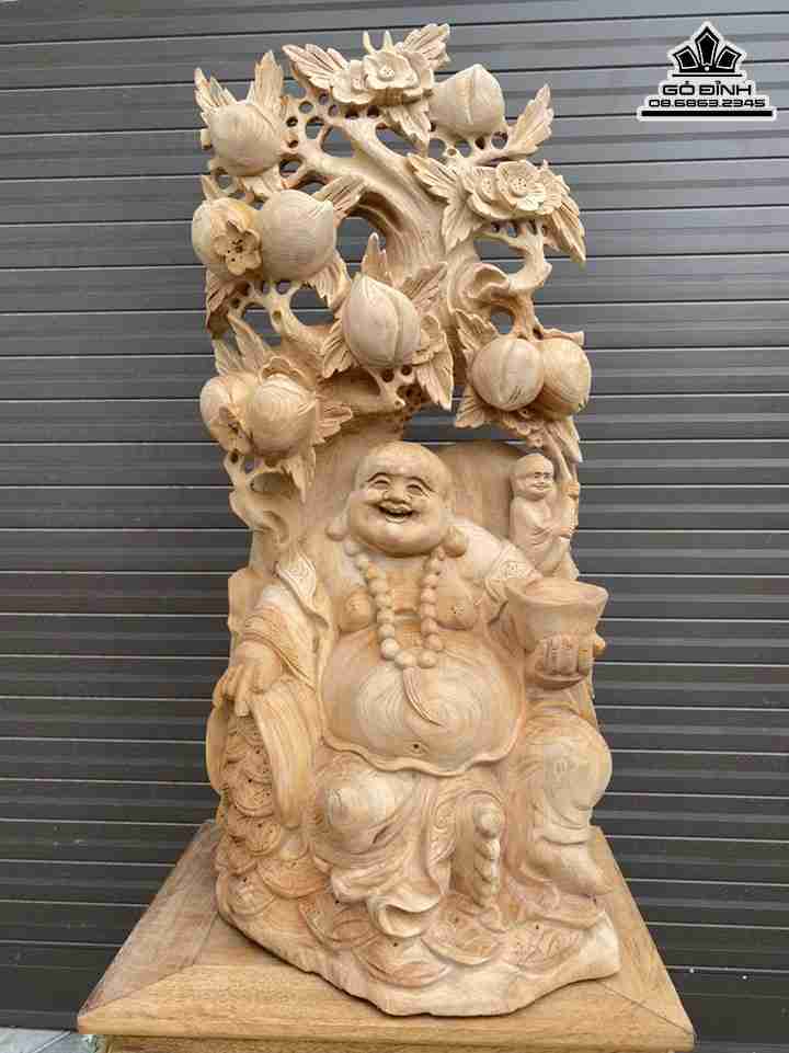 Tuong-Phat-Di-Lac-Ngoi-Goc-Dao-Go-Ngoc-Am-Lao-1