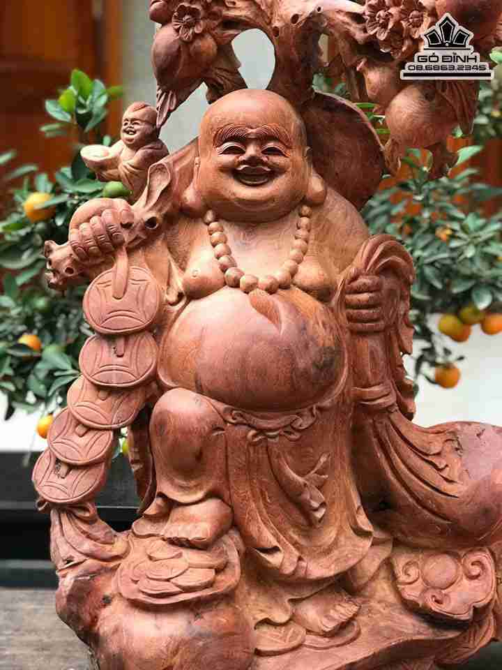 Tuong-Phat-Di-Lac-Vac-Canh-Dao-Go-Huong