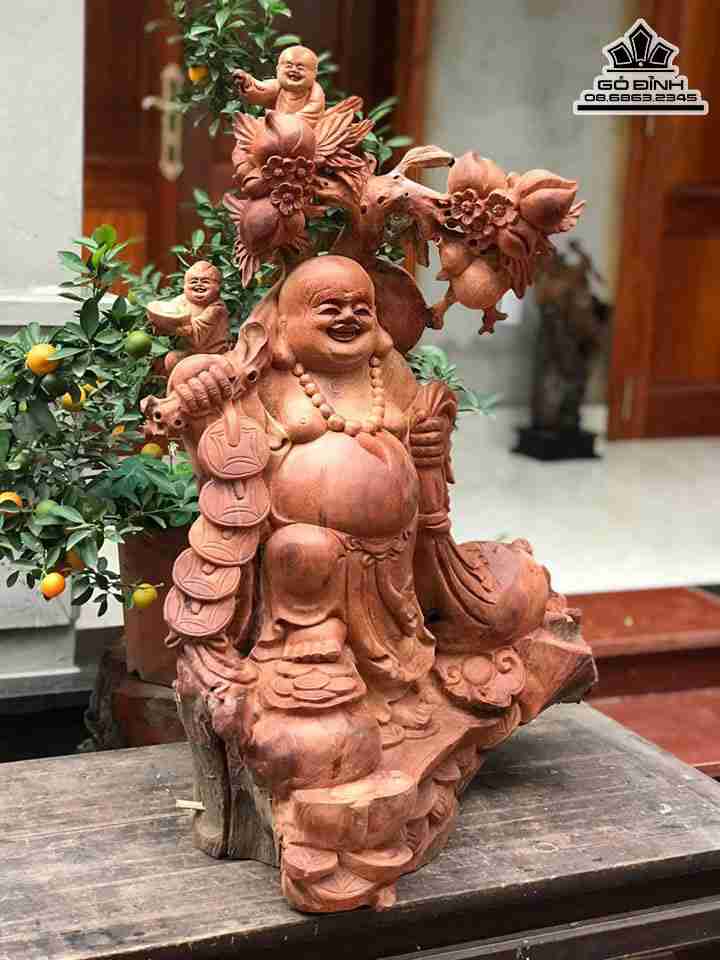 Tuong-Phat-Di-Lac-Vac-Canh-Dao-Go