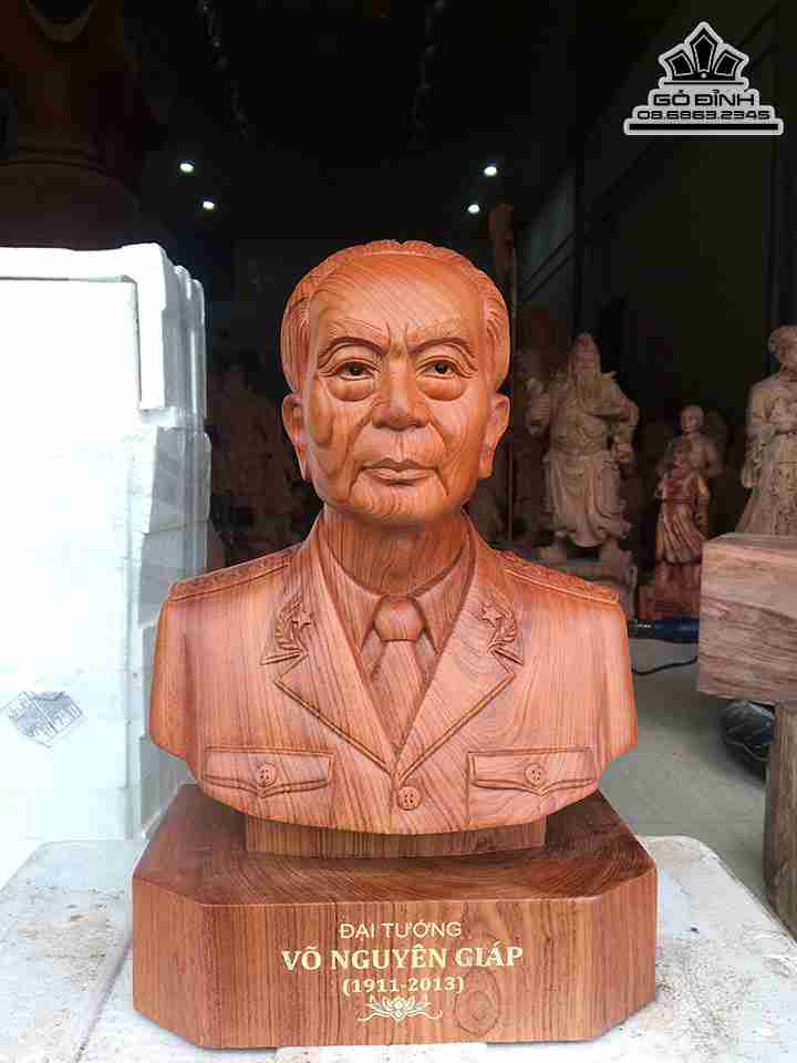 Tuong-Dai-Tuong-Vo-Nguyen-Giap-Go-Huong
