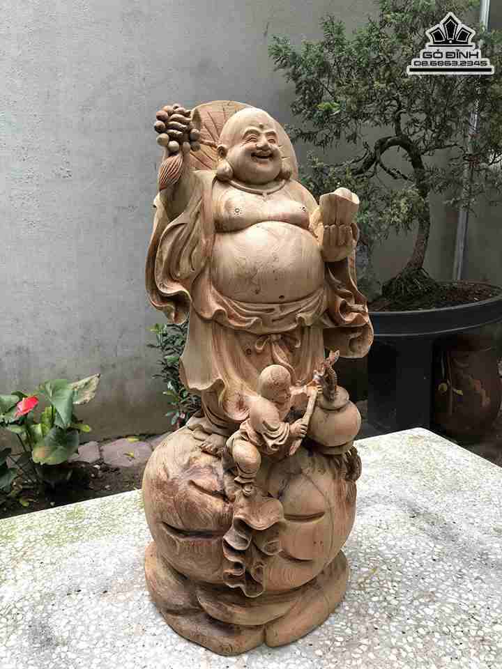 Tuong-Phat-Di-Lac-Dung-Bao-Tien-Go-Ngoc-Am-1