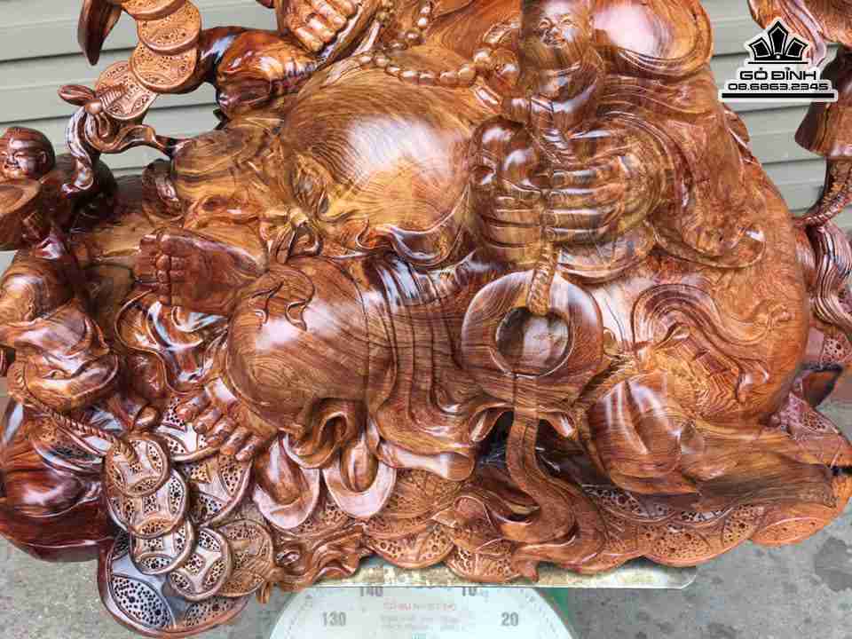 Tuong-Phat-Di-Lac-Ngu-Phuc-Go-Dep