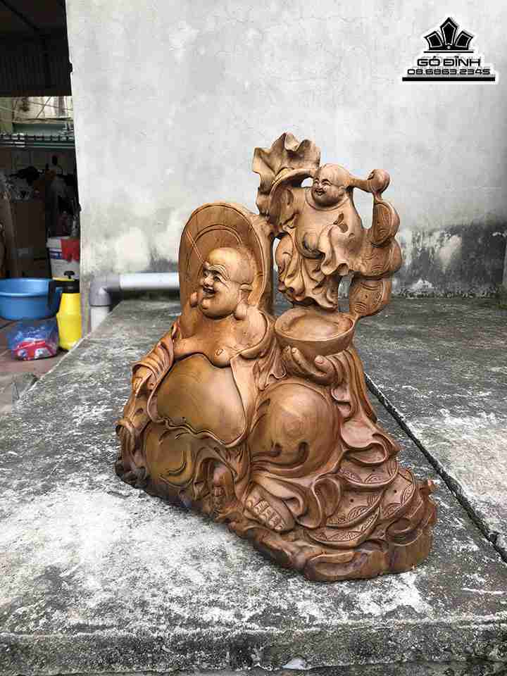 Tuong-Phat-Di-Lac-Nhat-Phuc-Go-Bach-Xanh