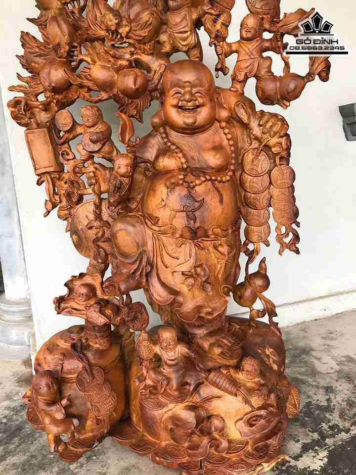 Tuong-Phat-Di-Lac-Tai-Loc-Go