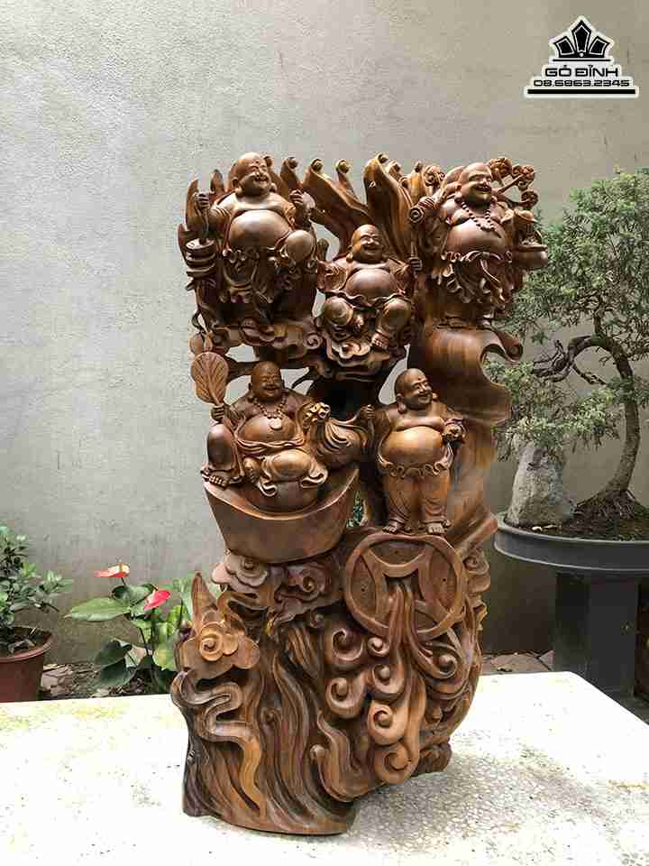 Tuong-Phat-Di-Lac-Ngu-Phuc-Go-Bach-Xanh