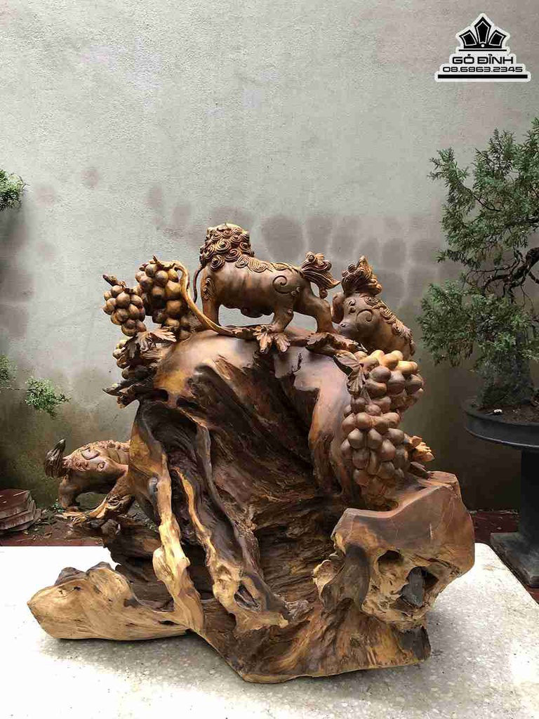 Tuong-Phat-Di-Lac-Ngoi-Bao-Tien-Go-Xa-Xi-Gu-Huong