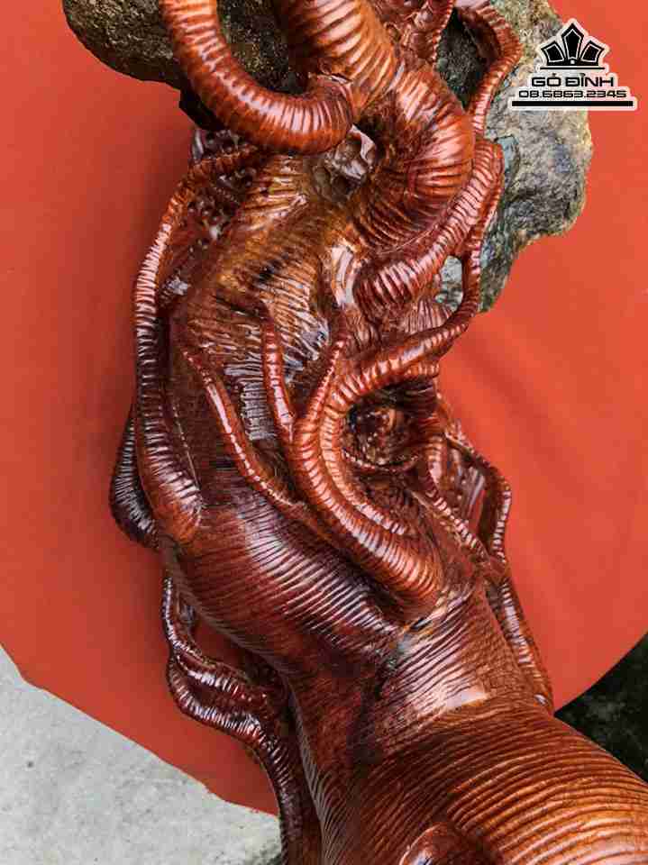 Tuong-Nhan-Sam-Go-Huong