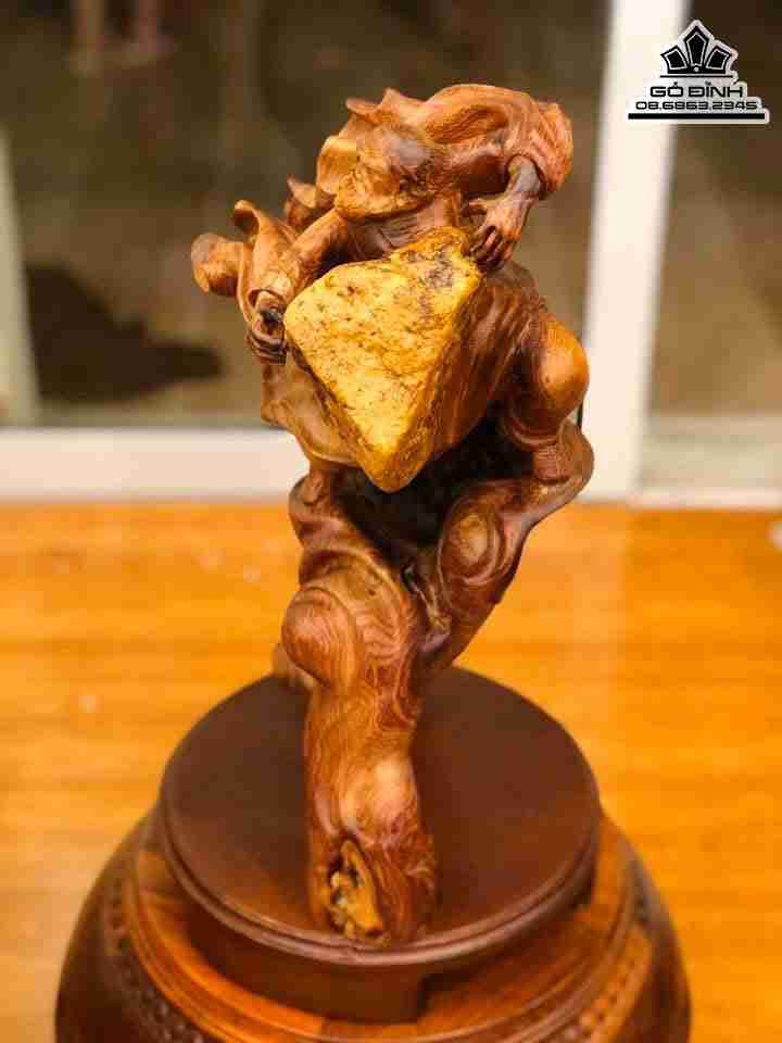 Tuong-Dat-Ma-Om-Da-Go-Huong